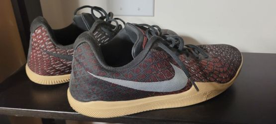 Nike lebron sz 11 men's
