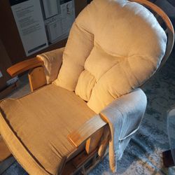 Light oak Glider/ Rocking Chair With Rocking Footrest