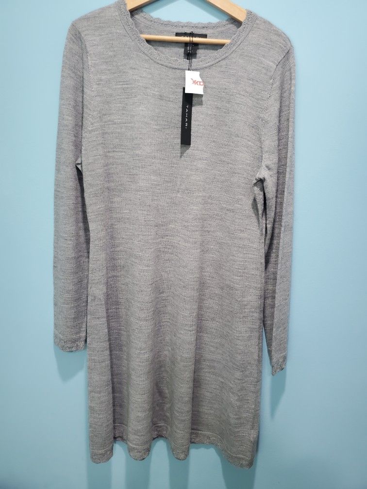 Tahari Long Sleeve Sweater wool/Acrylic Gray knee length Dress Sz XL