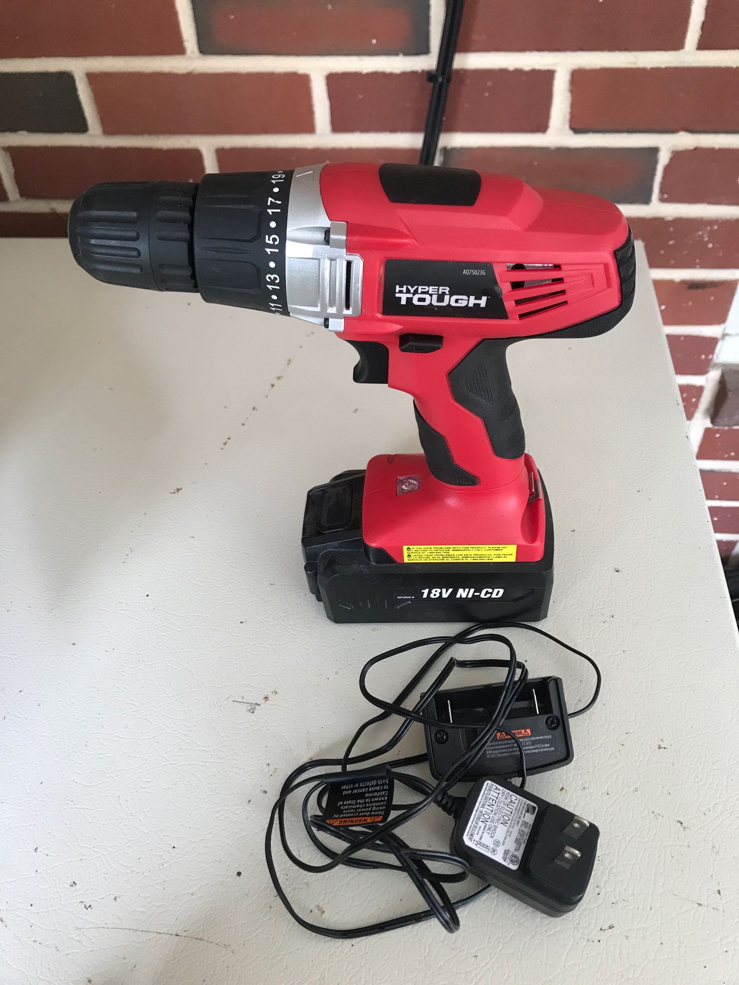 18 volt power drill NEW