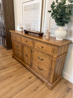 Solid wood dresser and night stand set