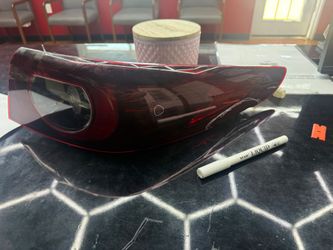 22-24 mazda 3 taillight right side