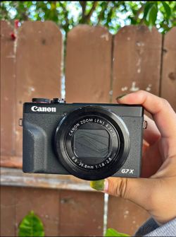 Canon G7X MARK III