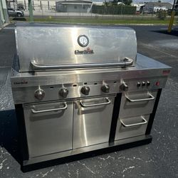 Charbroil Inferred Grill Propane! New!!! 