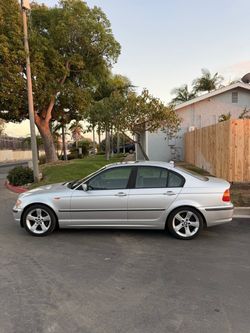 BMW 325i sedan 4d 2004
