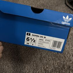 Women’s Adidas Sambas Size 6.5