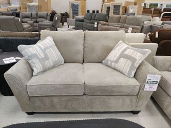 Columbia Loveseat
