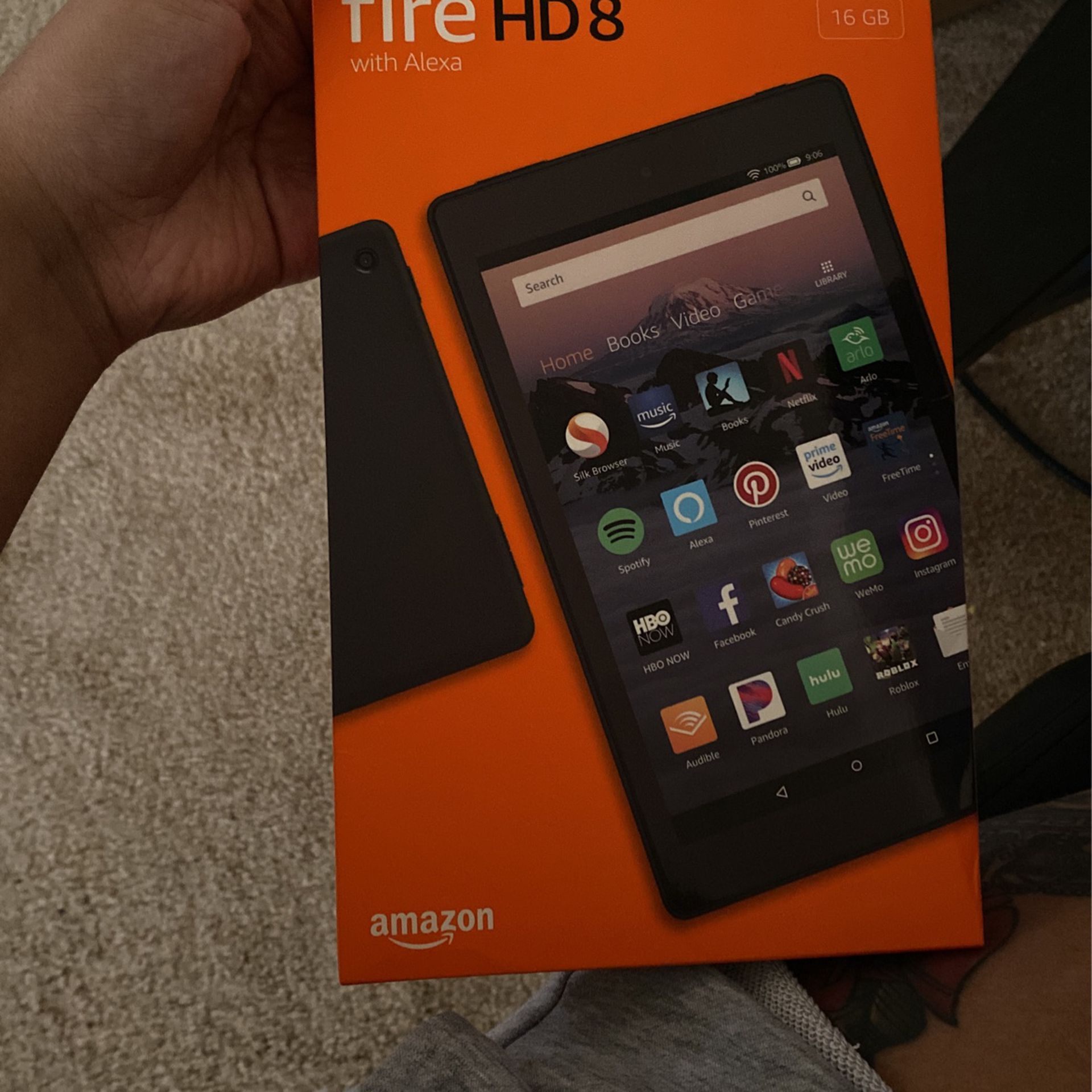 Amazon Fire HD8 (16GB)