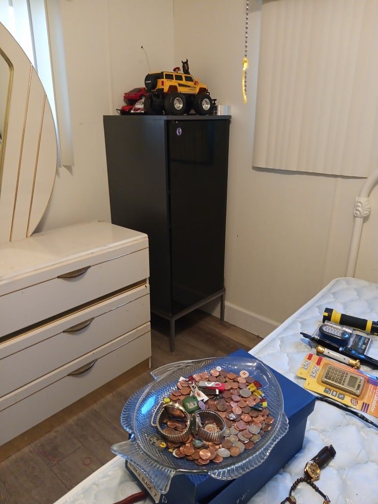 Stereo Cabinet FREE