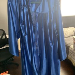 Graduation gown