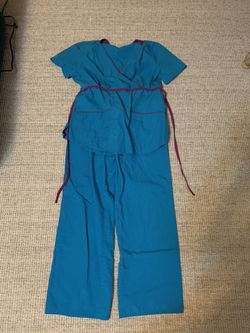 Scrubs size x small