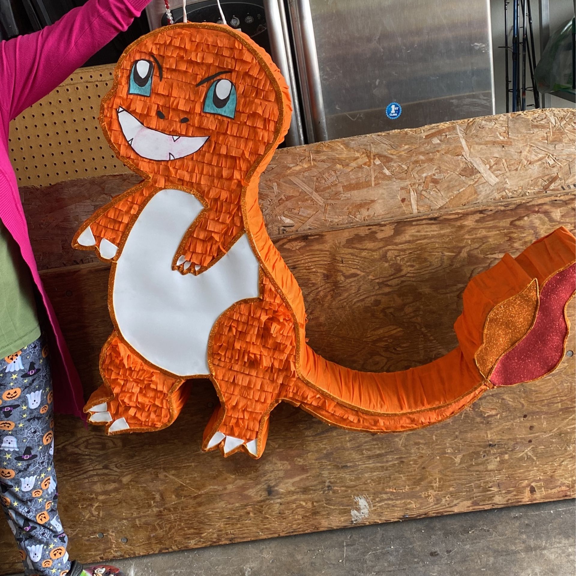 Pokémon Charmander Piñata