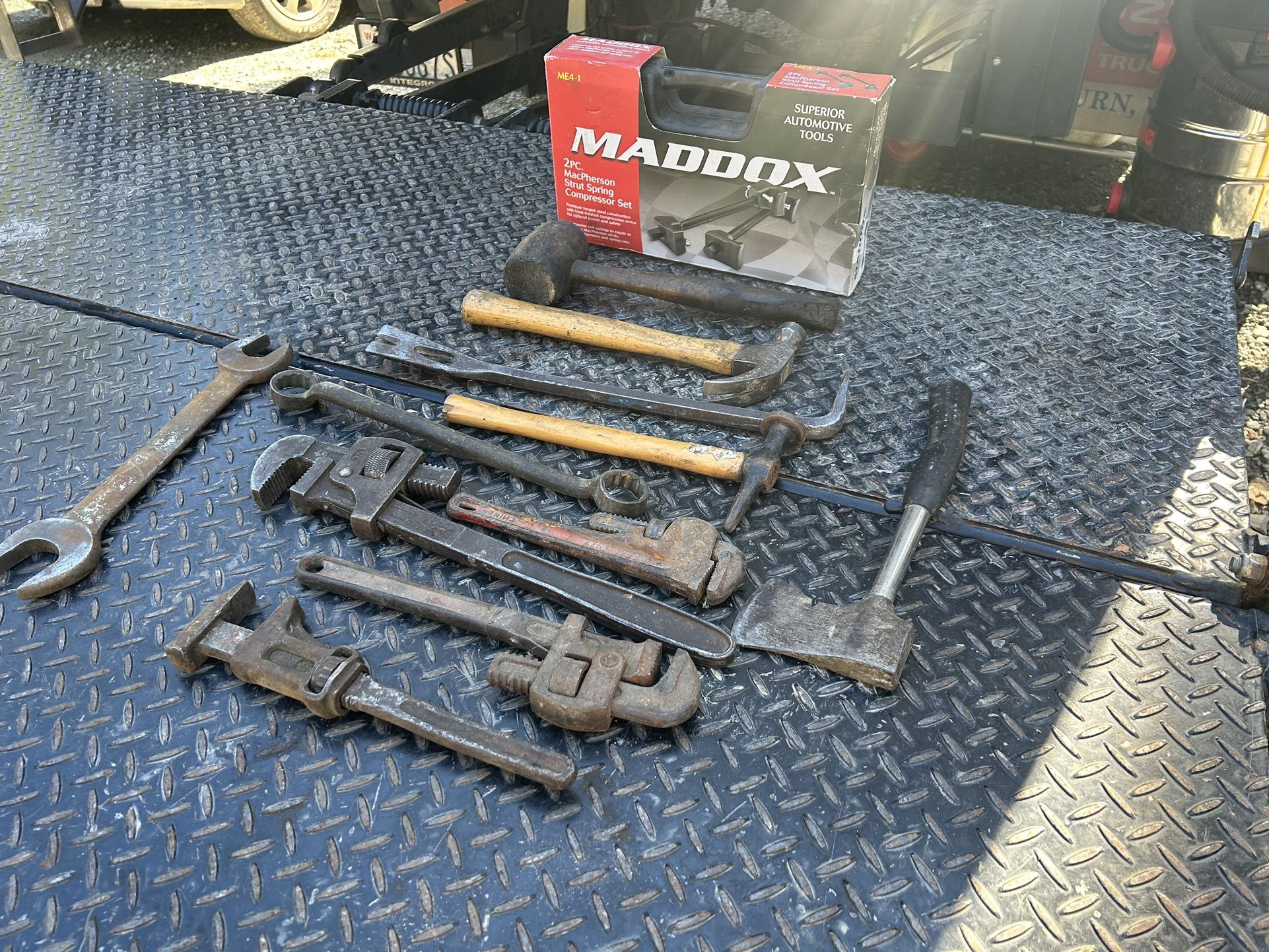 Hand Tools (lot)