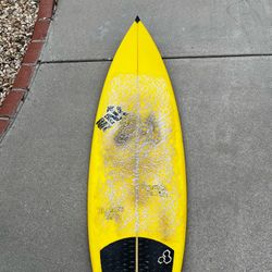 5’9 NK RAZ SURFBOARD