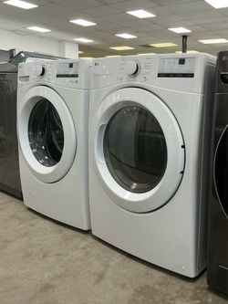 LG 4.5 Cu. Ft. Washer w/Coldwash Tech; 7.4 Cu. Ft. Vented Electric Dryer w/Sensor Dry