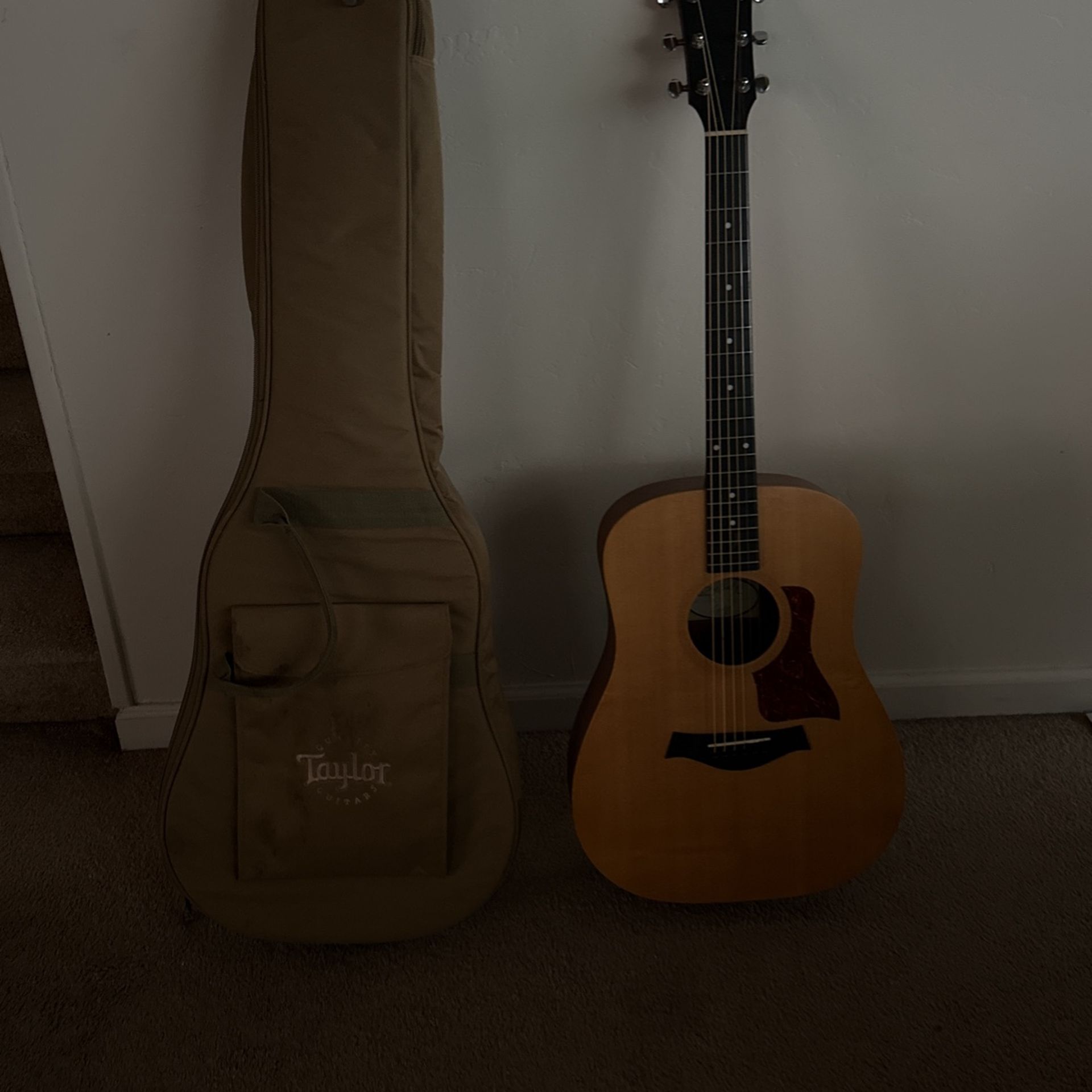 Taylor Guitar Baby Taylor