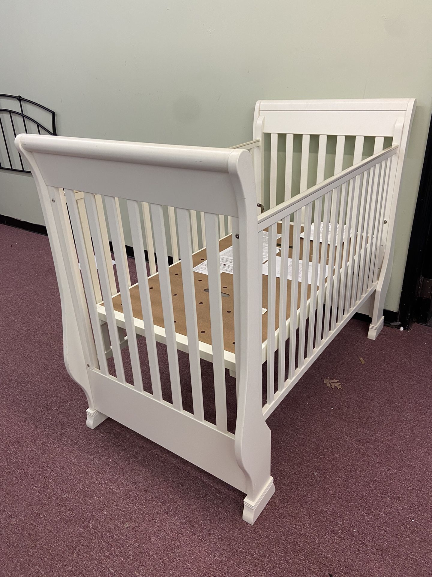 Used Pottery Barn Crib, Great Condition