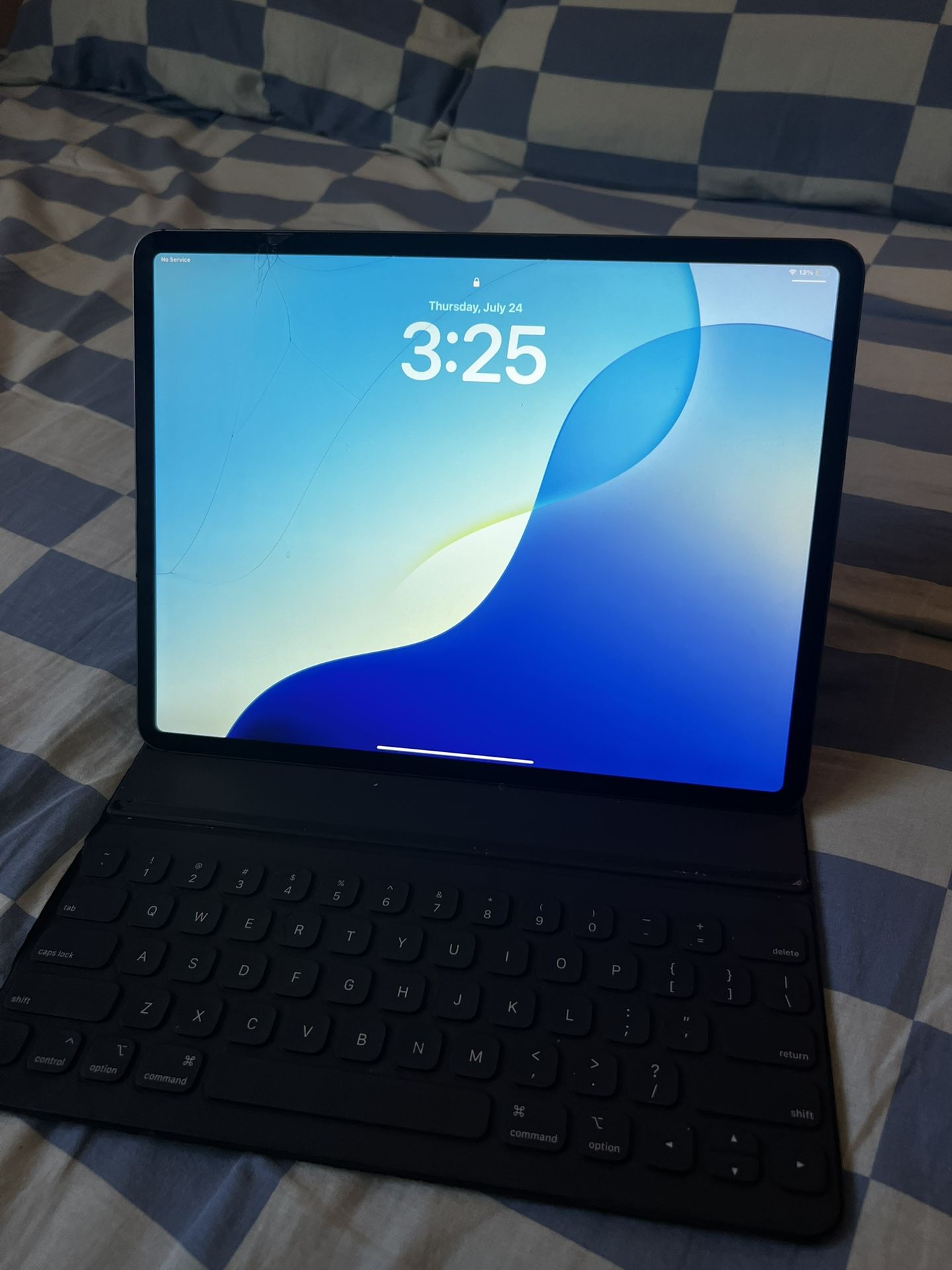 iPad Pro 12.9” (Broken, No Charger)