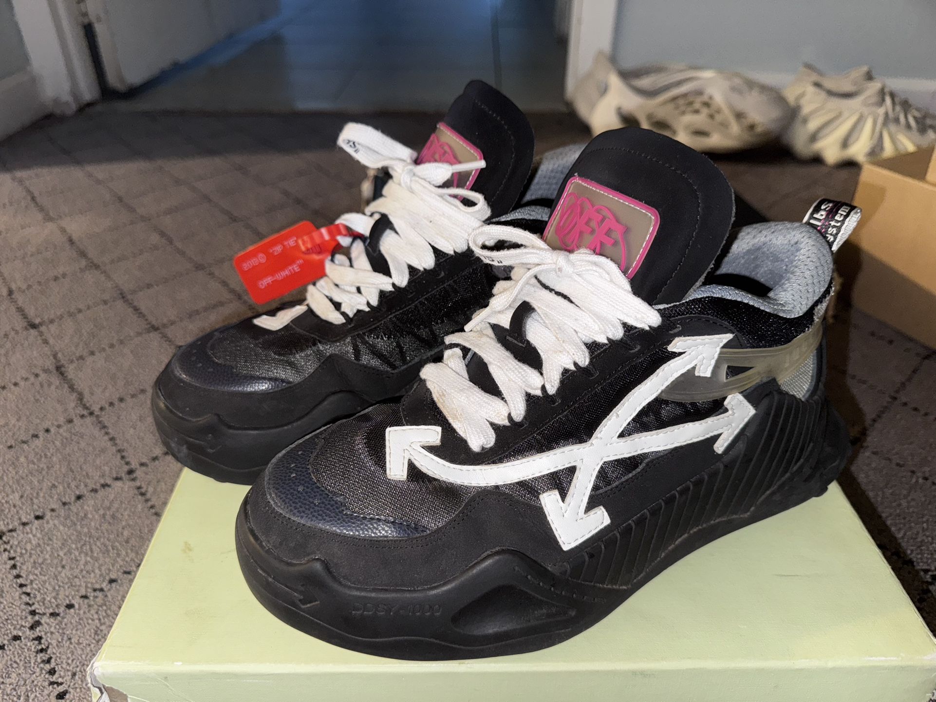 Off White ODSY