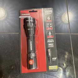 1800 Lumens Husky Rechargeable Flashlight