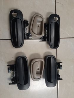 Toyota Corolla 1998-2002 doors handles set
