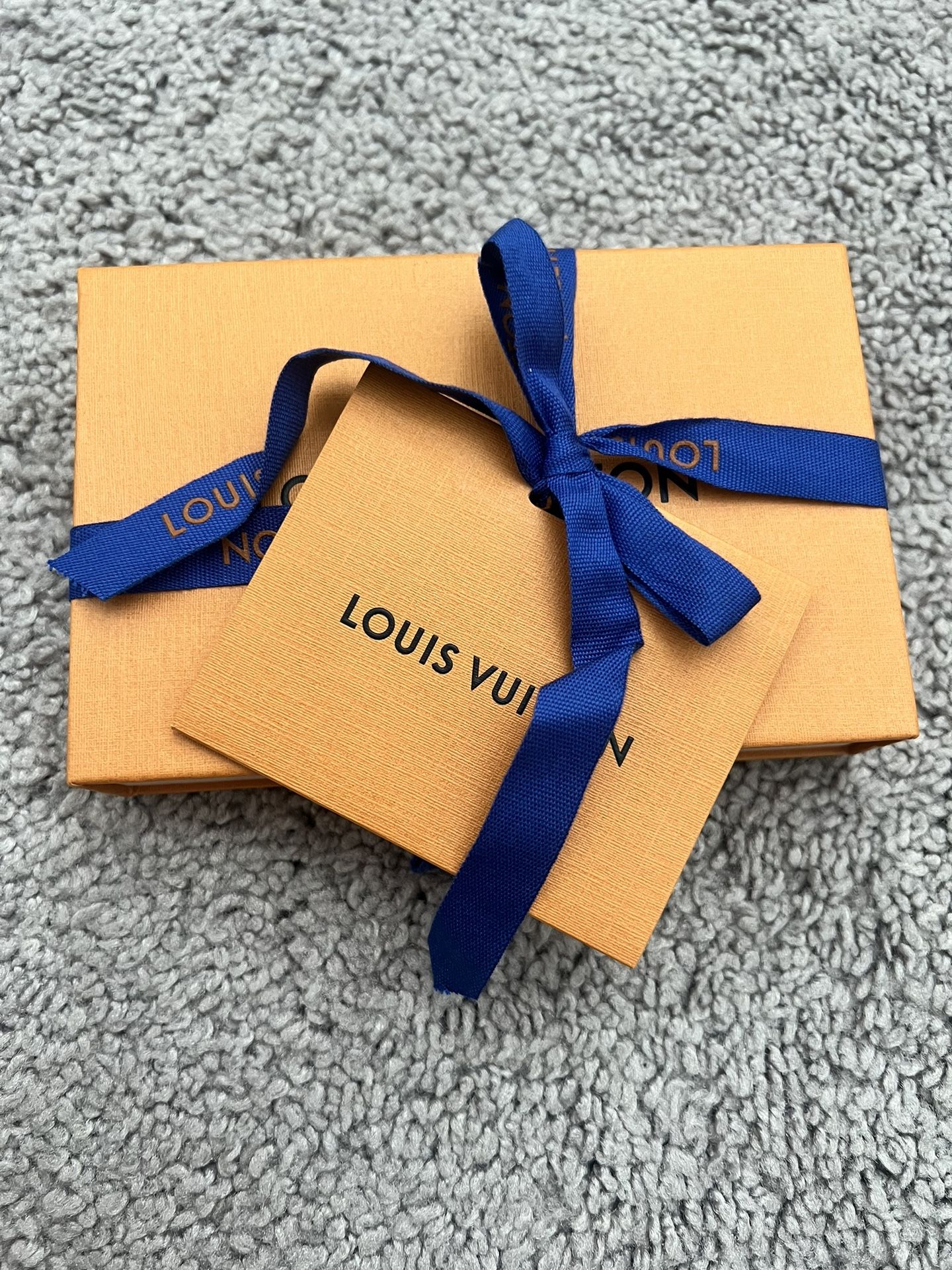 Authentic Louis Vuitton Louise GM Hoop Earrings, Brand New With