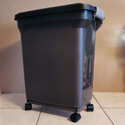 Pet Food Storage Containers