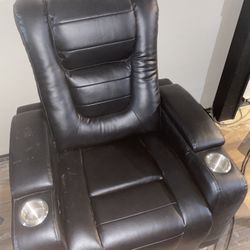 Two Movie Theater Recliners And Futon 