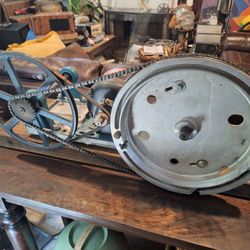 Industrial Art Steampunk Decoration Gears Belts Motor Display Shop Loft Vintage General Electric Motor