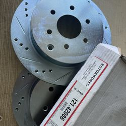 Nissan Pathfinder 04-12 Rear Drill Slot Rotors Ceramic Pads