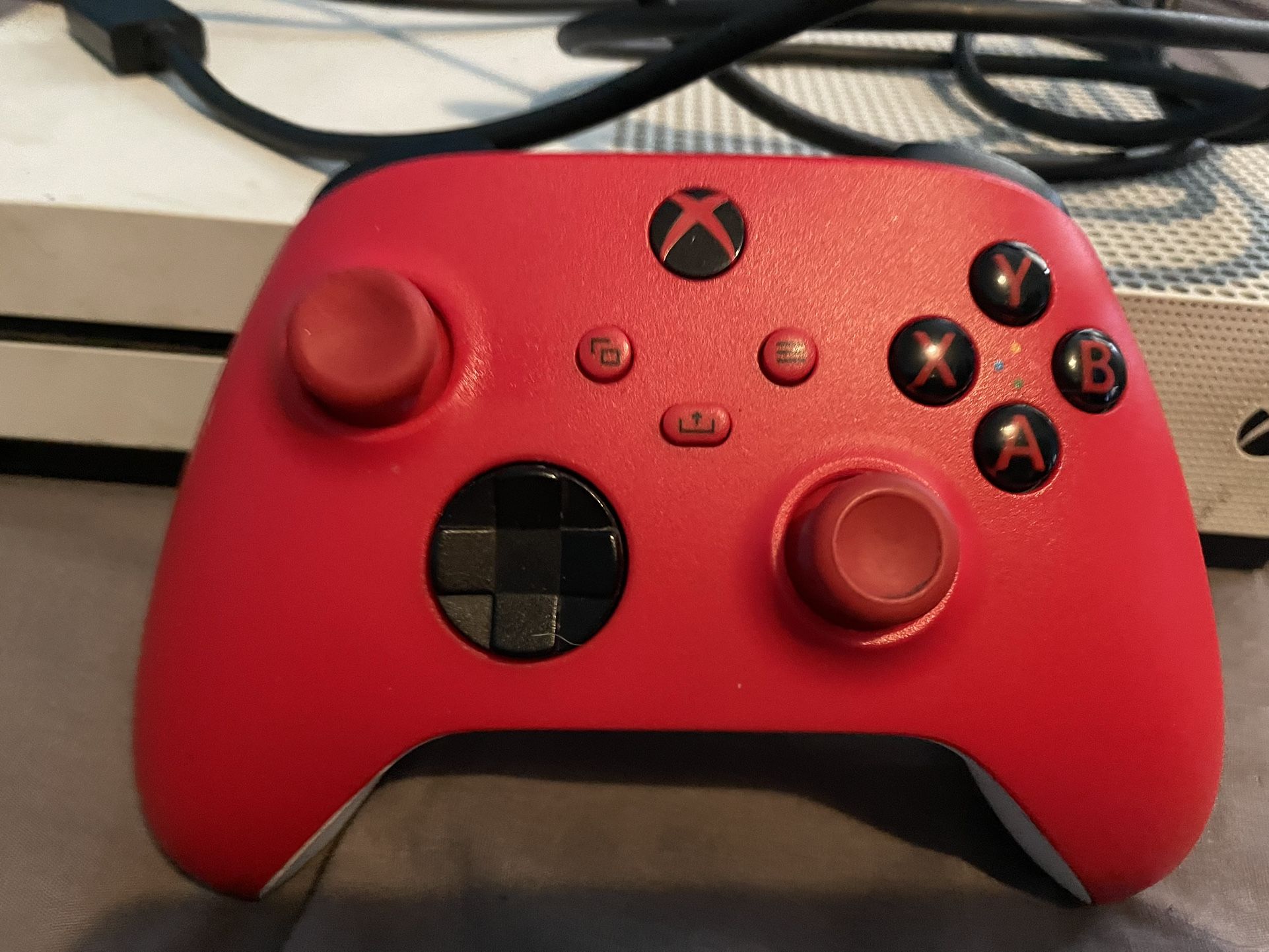 Xbox One S (Controller Included)