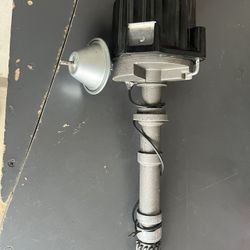 8 Cylinder Engine Distributor 