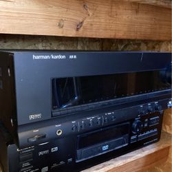 Harman /kardon Avr 85
