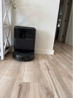 Eufy Robert Vacuum