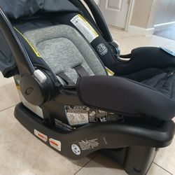 Graco Baby Car Infant and Stroller 