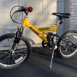 Magna Refuge 20 Mountain Bike for Sale in Downers Grove IL OfferUp