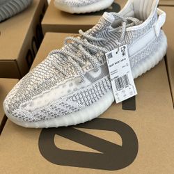 Yeezy 350 V2
