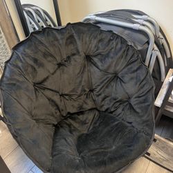 Black Foldable Chairs 
