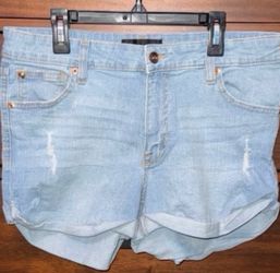 Fashion Nova | Light Blue Wash Denim Shorts