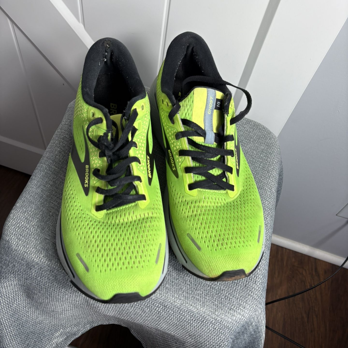 Brooks Ghost 14 Neon Green Men’s Running Size 11.5