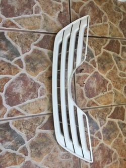 Toyota Camry front grill 2006