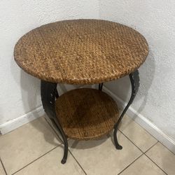 Little Table $10