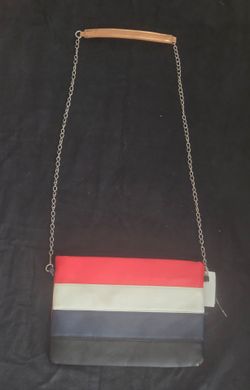 Beautiful handbag with chain strap