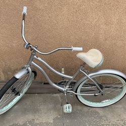 Huffy 24 Inch Beach Cruiser 