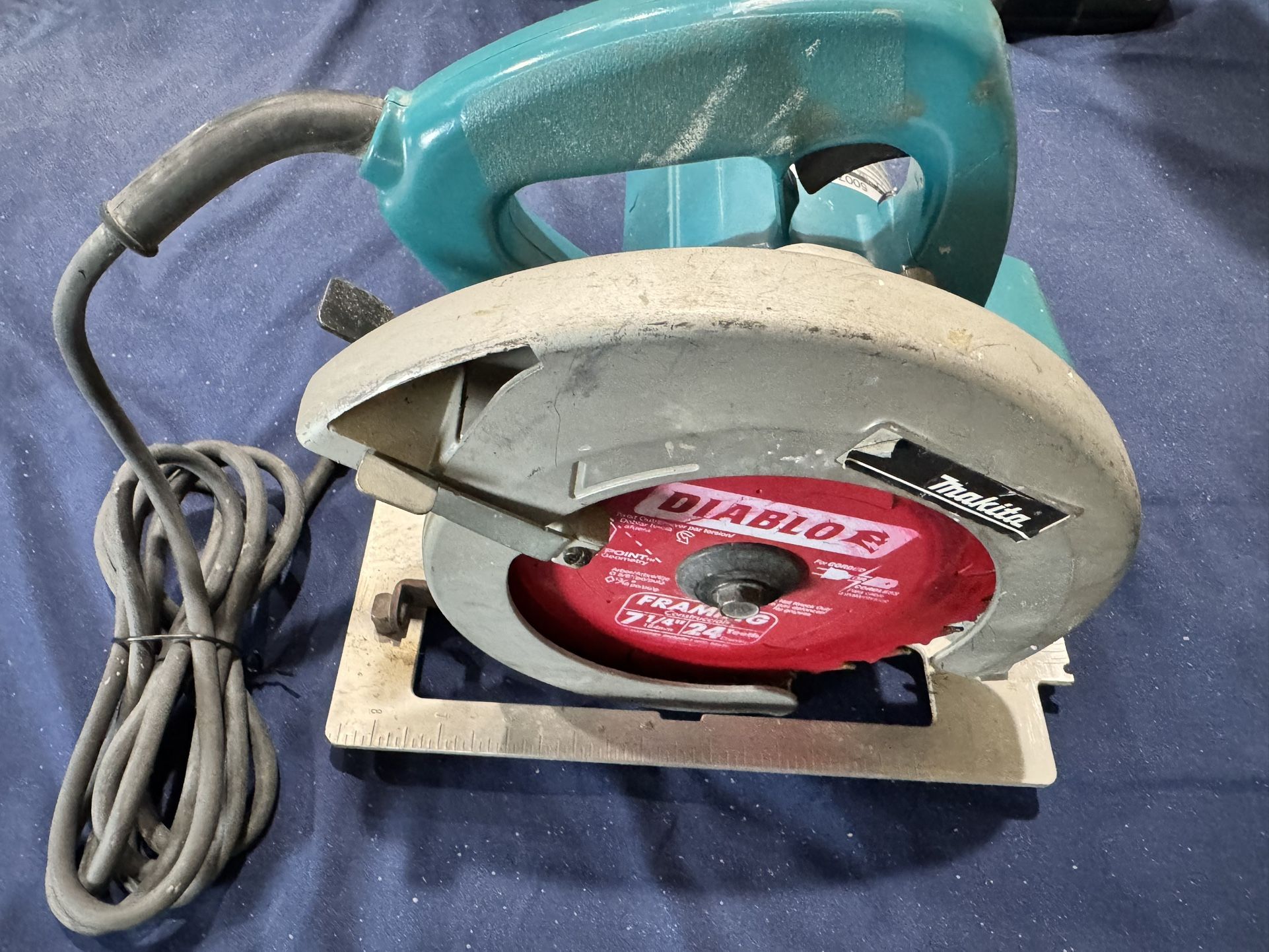 Makita Circular Saw 7 1/4”