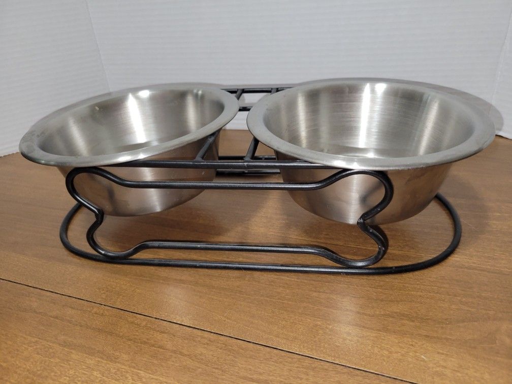 Top Paw® Elevated Stainless Steel Double Diner Dog Bowl