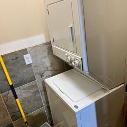 Lavadora Y Secadora Washer And Dryer