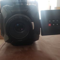 Blackmagic URSA Mini 4k With Cannon Lens 50mm