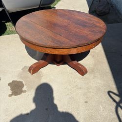 Table antique