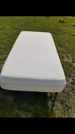 X-L twin tempurpedic mattress